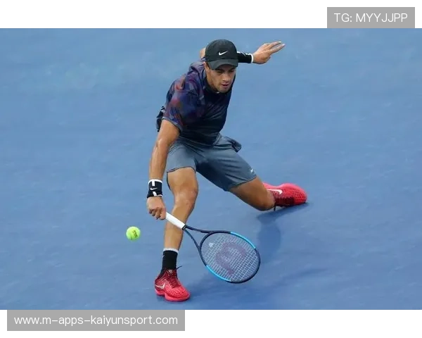 网球滑步移动节奏训练课——解锁你的高速反应与完美站位